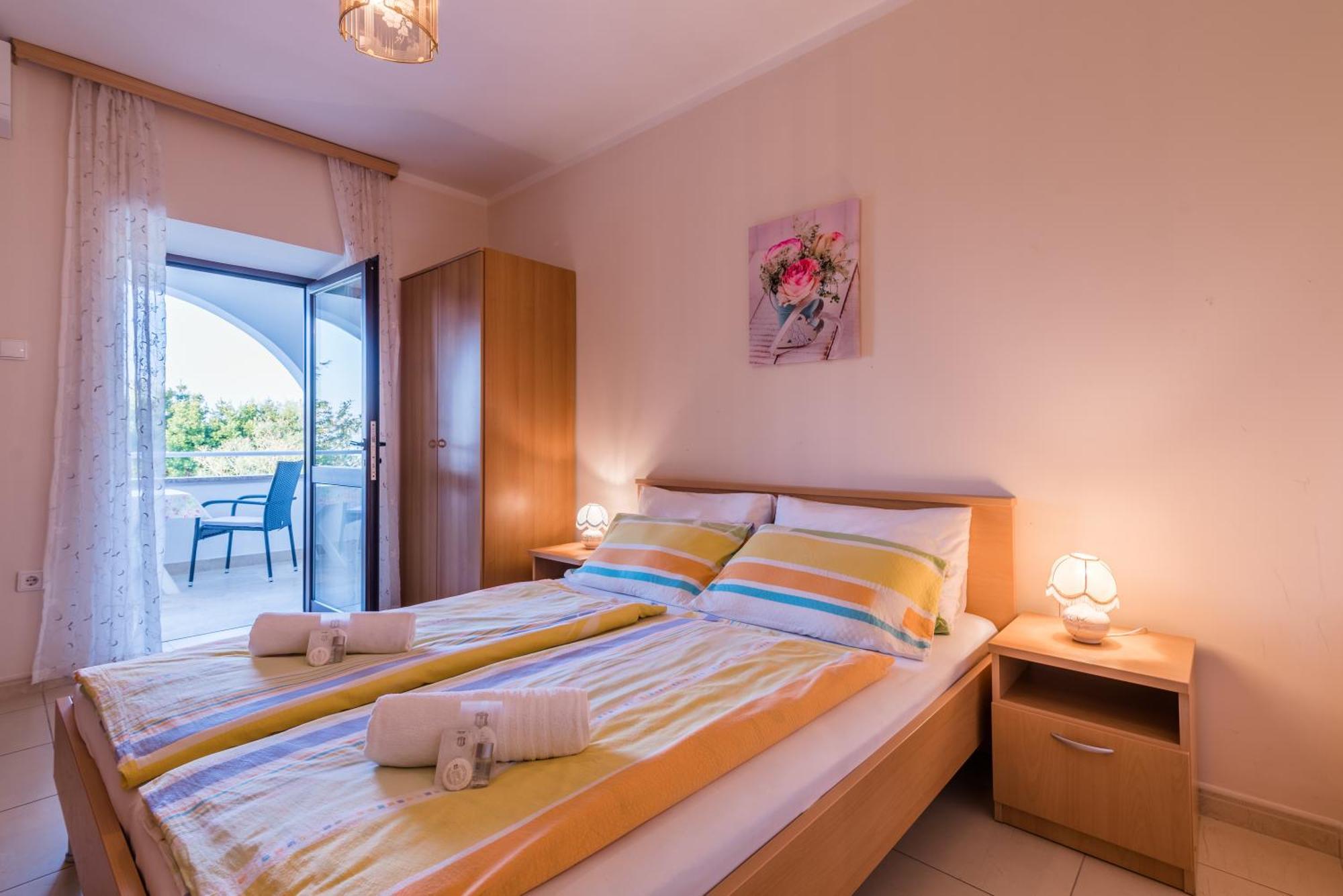 B&B Dujmovic Malinska Ruang foto